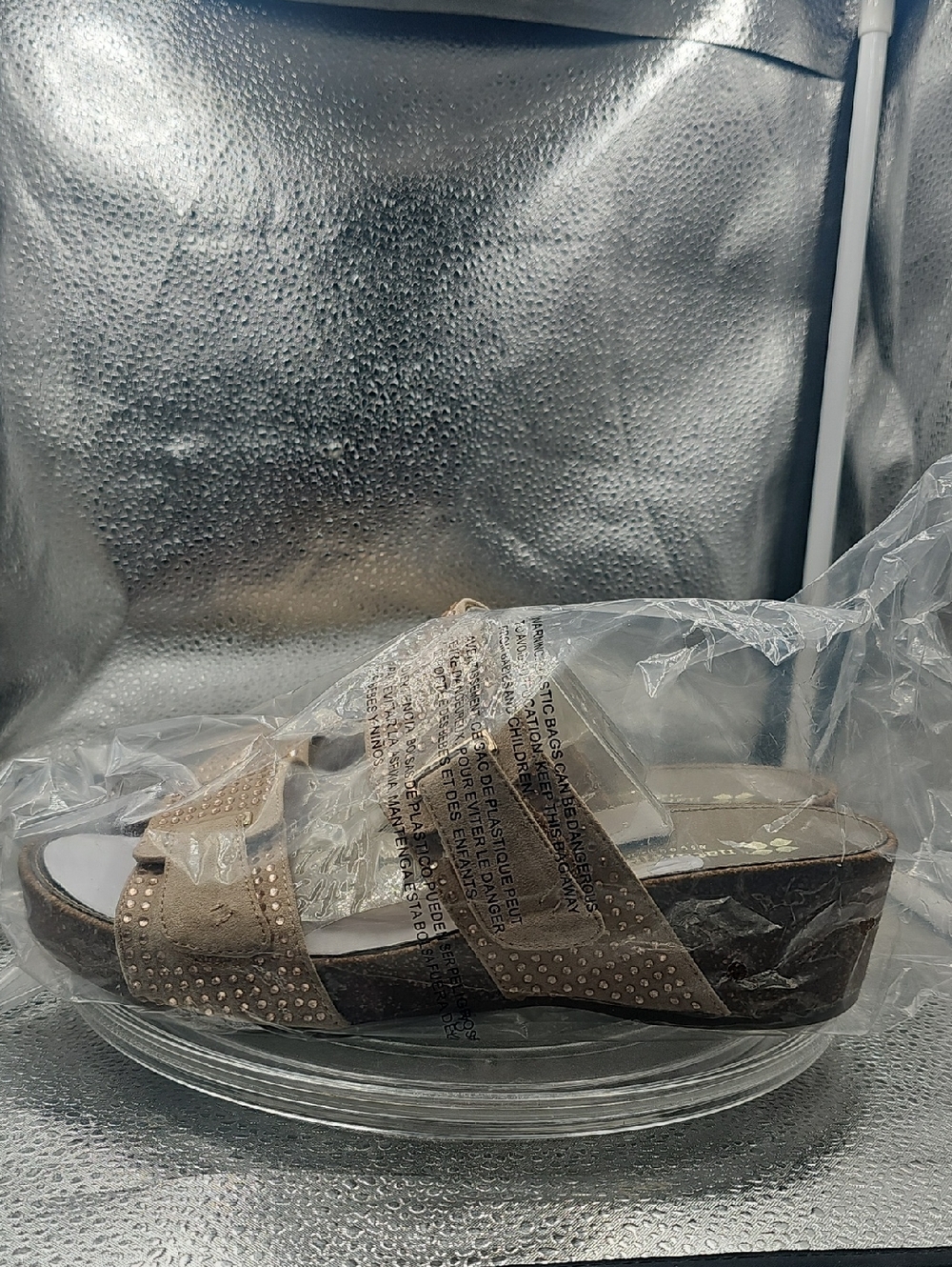 New In Box Naturalizer Sandals With Cute Gems On Them Sz 11w Women - Picture 3 of 7